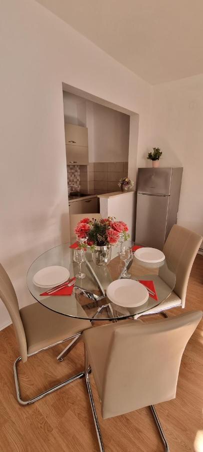 Kaštela Apartments Cambellezza מראה חיצוני תמונה